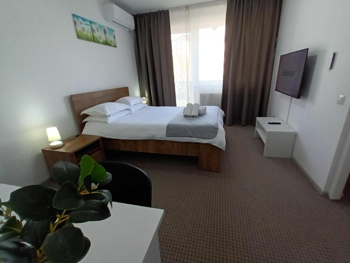 Revolution Apartment Baia Mare Zewnętrze zdjęcie